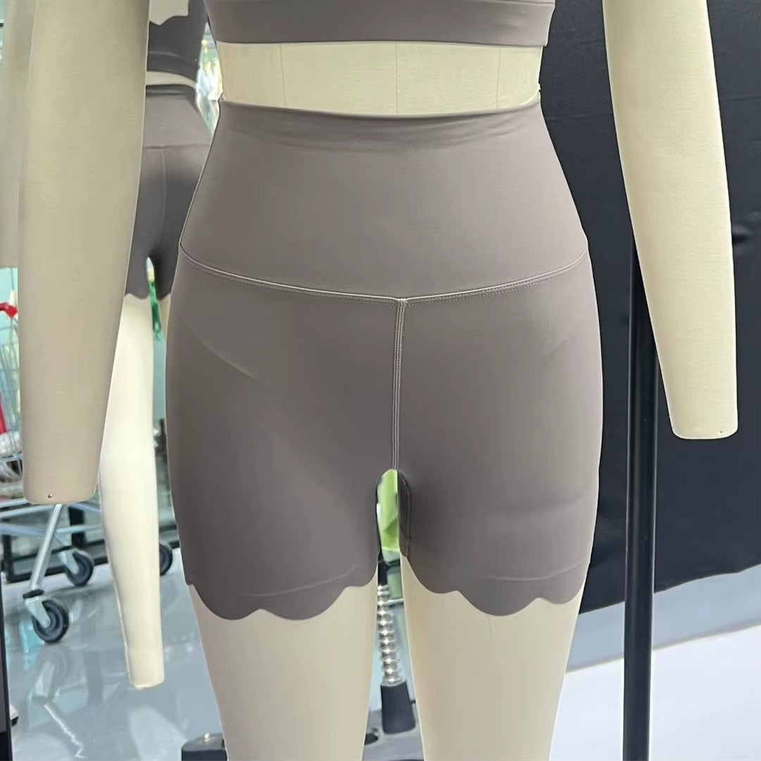 High-Waist Sports Shorts for Women – Compression Fit for Running, Yoga & Training